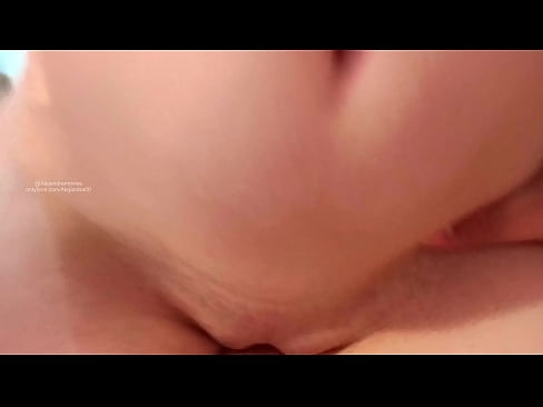 ❤️ Natutulog sa kwarto ni ate at ayun nagising ako ️❌ Magandang porn sa amin ️❤